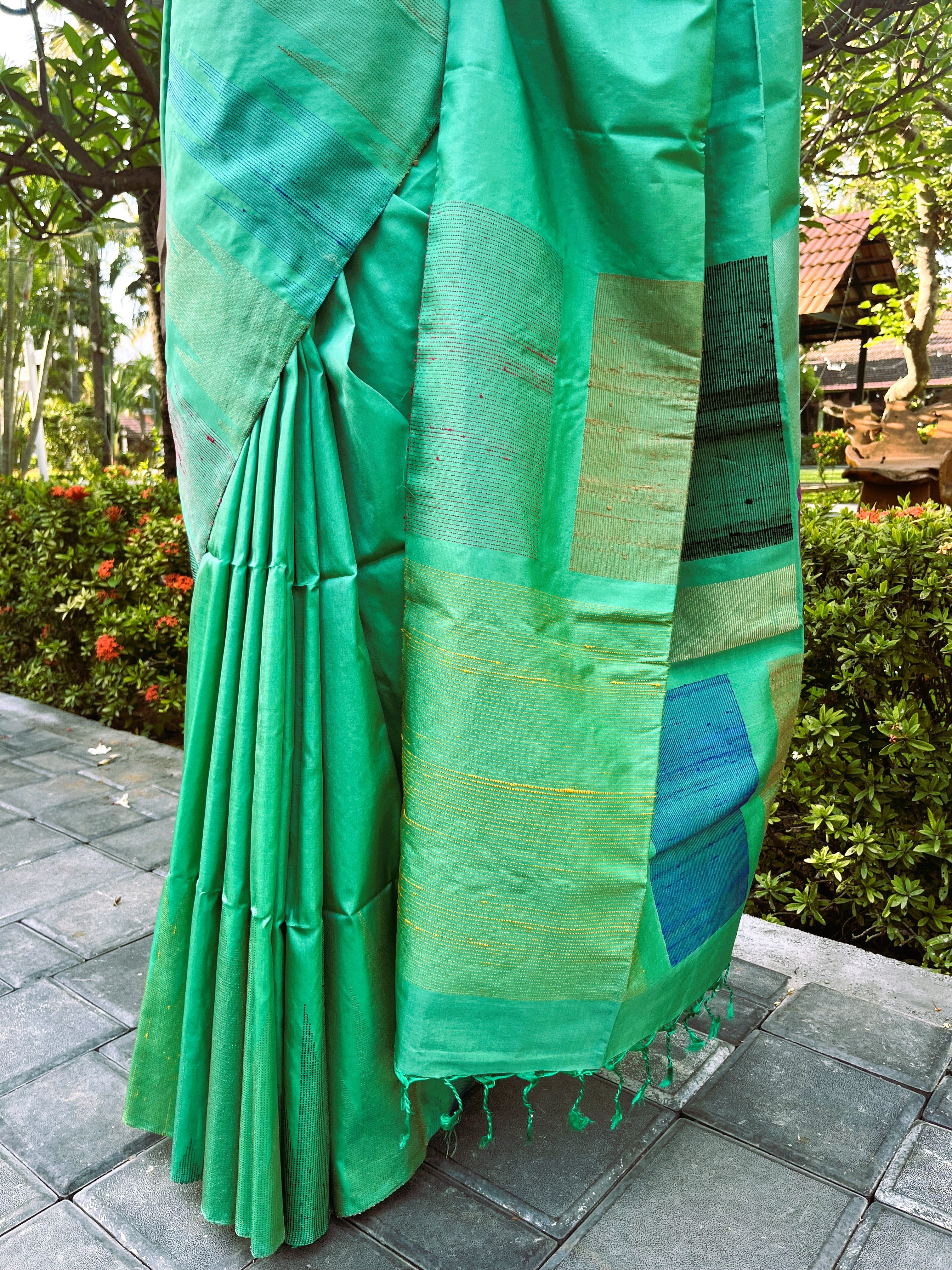 Pure Kanchipuram Soft Silk Saree with Dupion Thread Woven Border & Pallu, Temple Border & Plain Running Blouse Piece, Pista Green,   SK1007